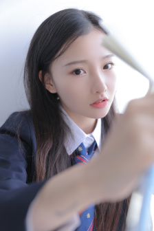 《自恋》电影免费观看